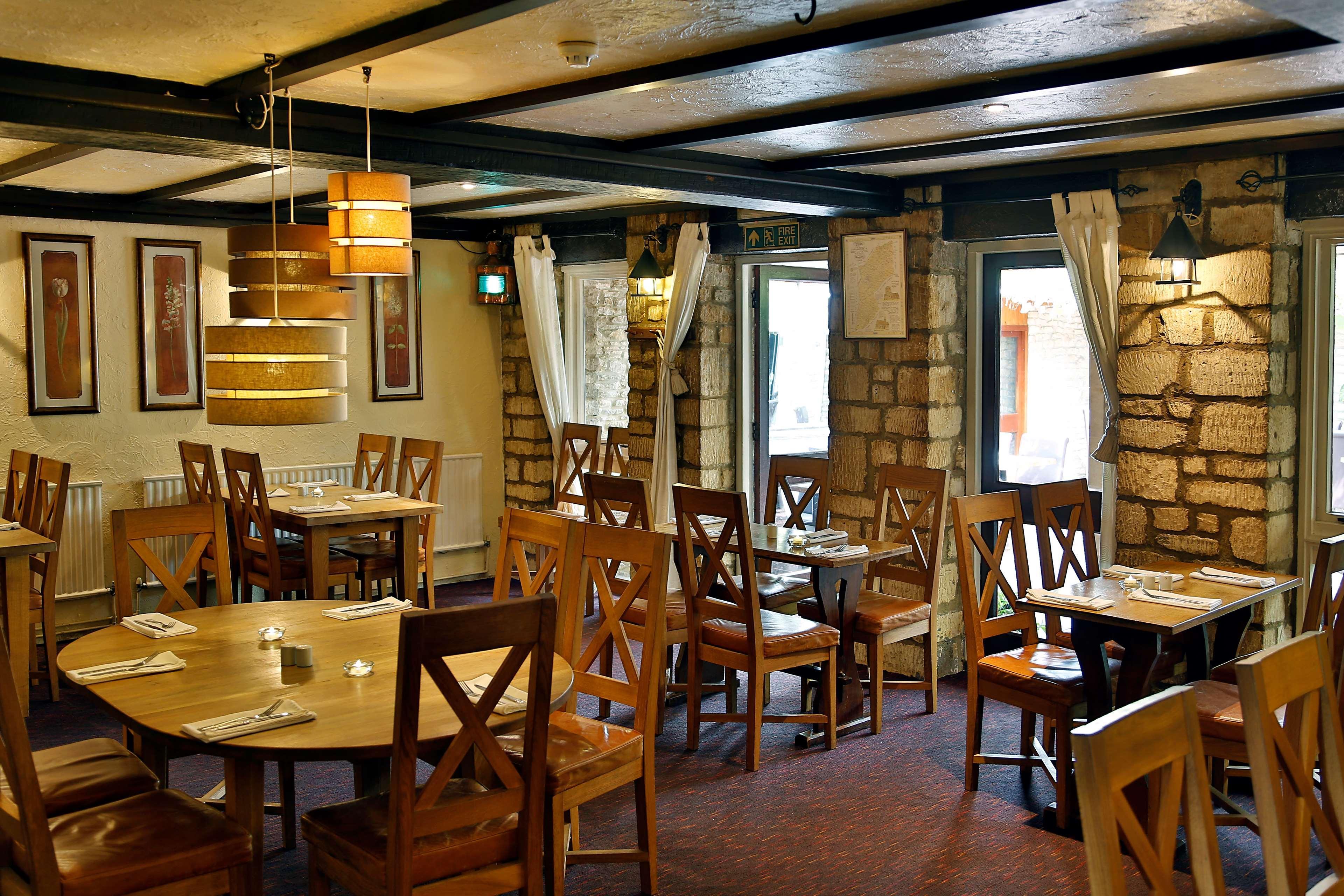 Best Western Compass Inn Tormarton Exteriör bild