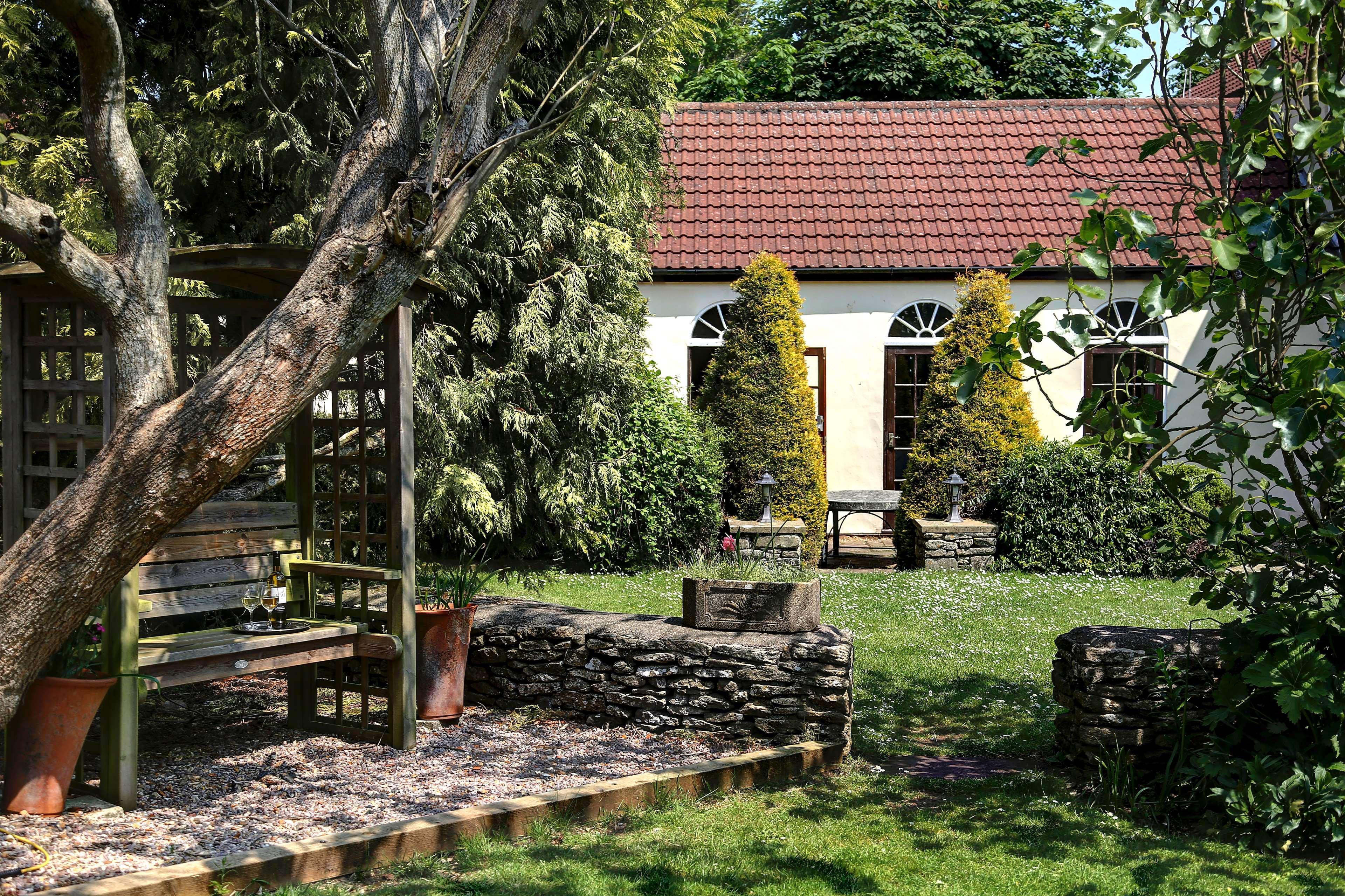 Best Western Compass Inn Tormarton Exteriör bild