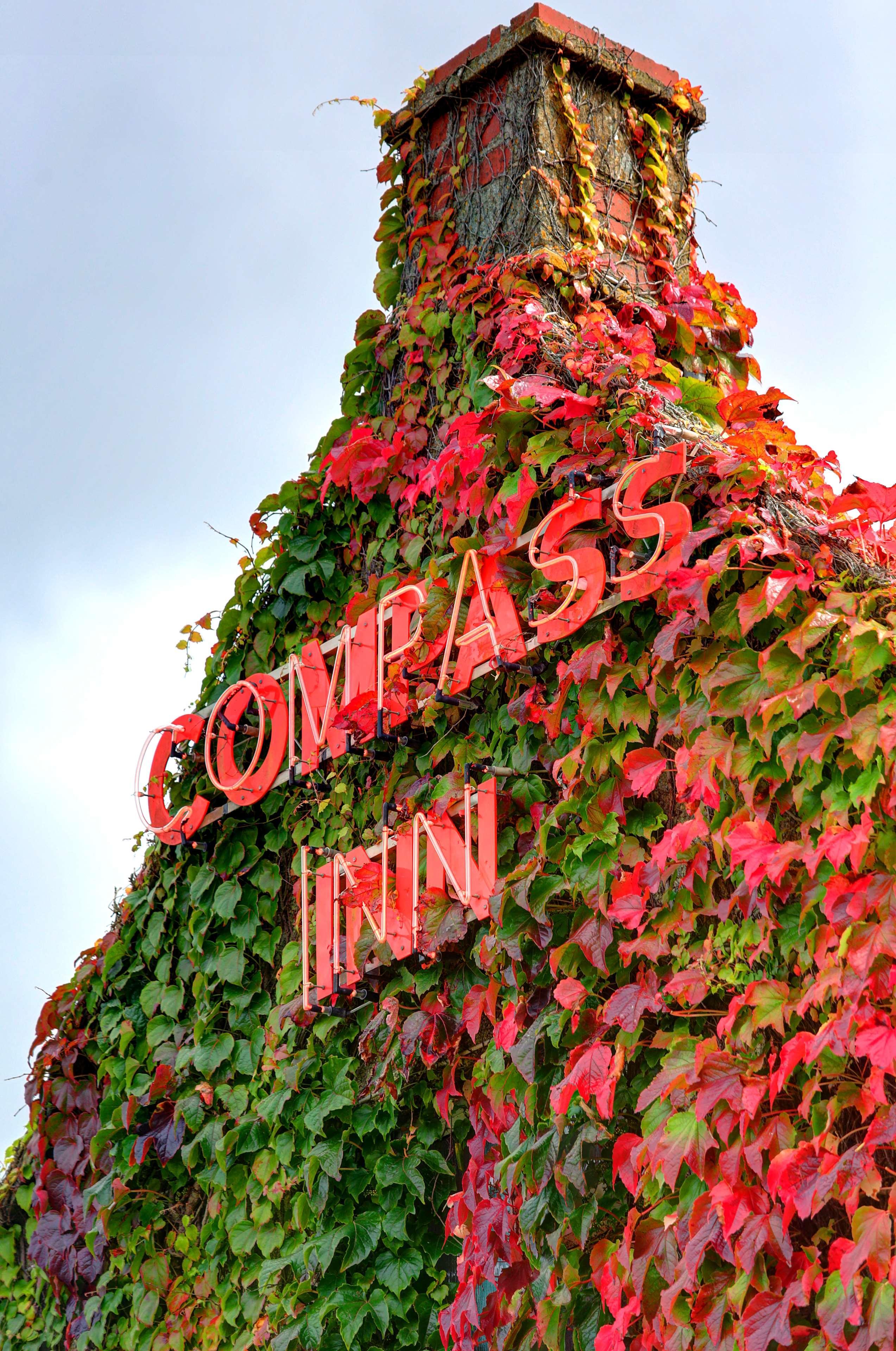Best Western Compass Inn Tormarton Exteriör bild