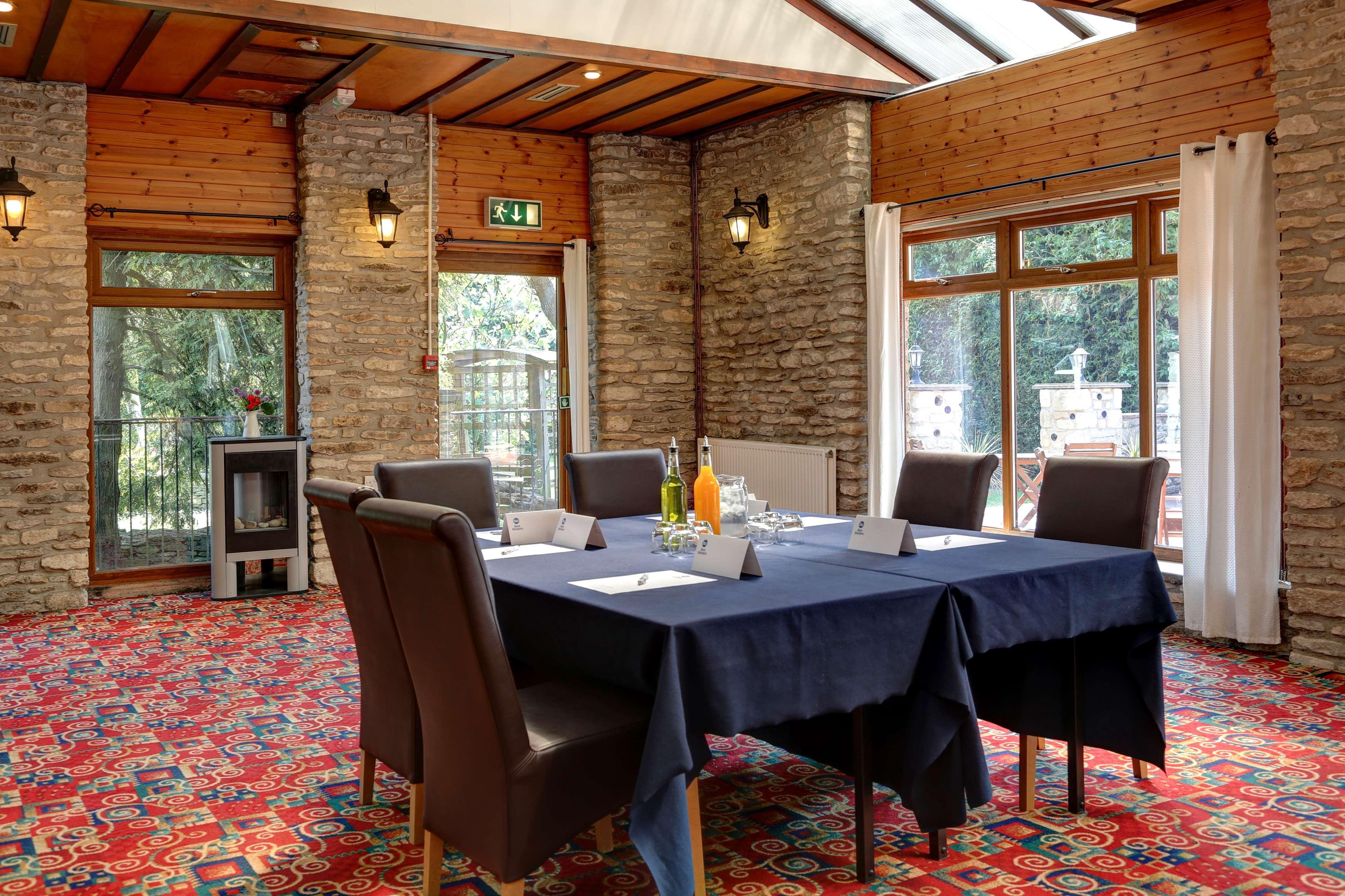 Best Western Compass Inn Tormarton Exteriör bild