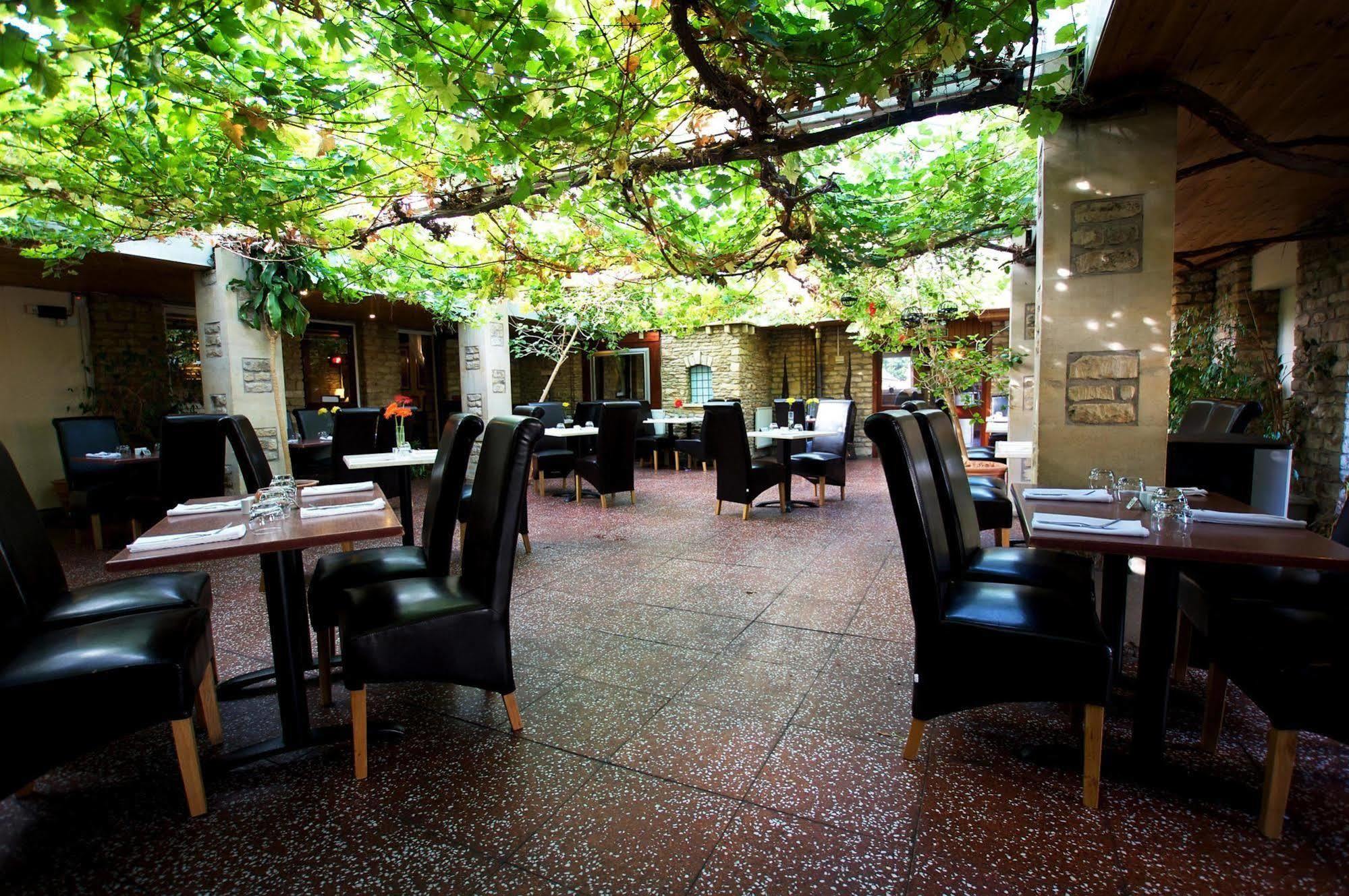 Best Western Compass Inn Tormarton Restaurang bild